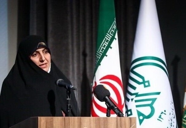 ما نیازمند تربیت رهبران فرهنگی، از میان بانوان هستیم ما نیازمند تربیت رهبران فرهنگی، از میان بانوان هستیم