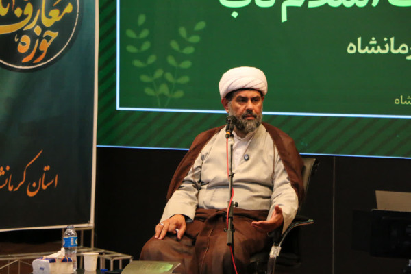 زمامداران فاسد، همواره از روش‌های نرم برای گمراه کردن نسل جوان استفاده کردند