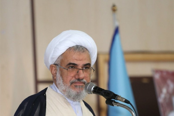 هیئت‌های مذهبی، خط مقدم مقابله با هویت‌زدایی فرهنگی دشمن هستند