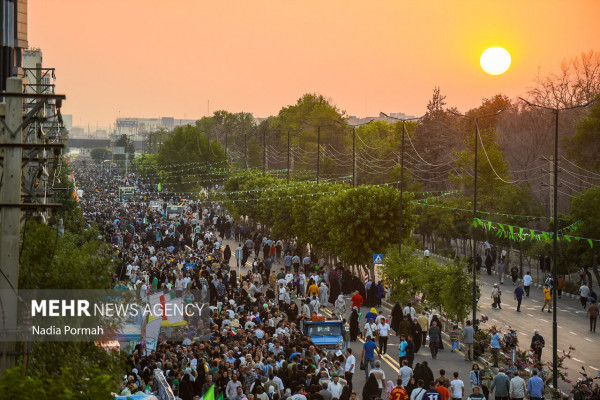 صوبوں میں غدیر کا کلومیٹروں لمبا جلوس