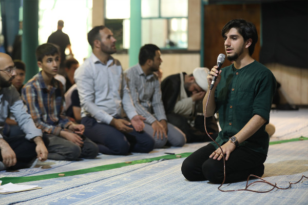 《历史》：面向青少年的阅读活动