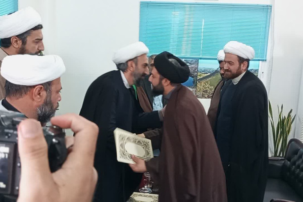 مراسم تکریم و معارفه روسای جدید و قدیم اداره تبلیغات اسلامی آبدانان برگزار شد