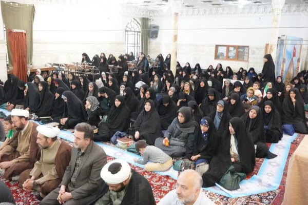 با حضور قاری بین المللی قرآن کریم و داور برنامه محفل، حاج احمدابوالقاسمی برگزار شد؛