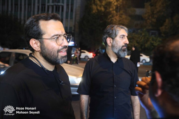 آیین رونمایی هم‌نگاره «وقت بوییدن گل»