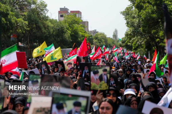 مراسم جاماندگان تشییع آقای شهید ایران با حضور مردم ولایی و انقلابی اردبیل