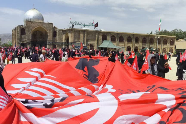 مراسم پیاده روی جاماندگان اربعین در یاسوج برگزار شد