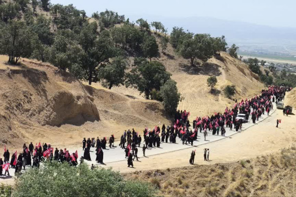 مراسم پیاده روی جاماندگان اربعین در یاسوج برگزار شد