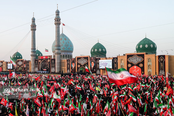 مراسم باشکوه تشییع پیکر رهبر شهید انقلاب اسلامی برگزار شد