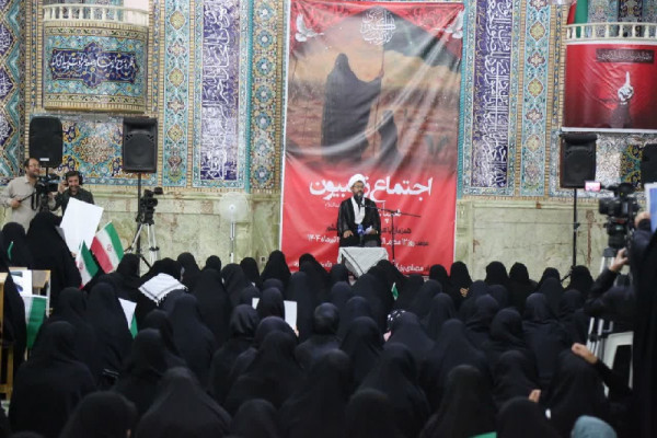 اجتماع «زینبیون» بانوان شهرکردی