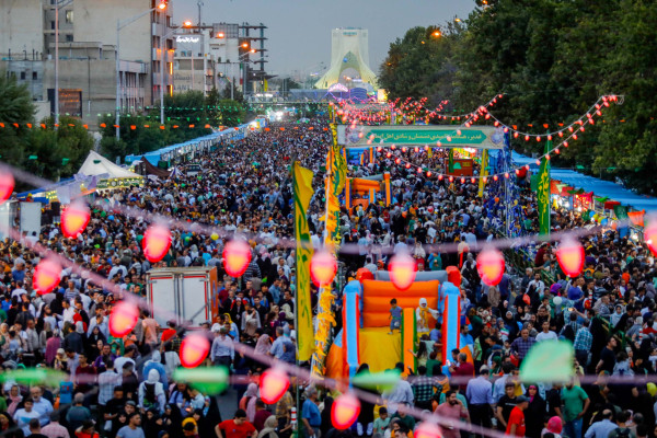 The Grand 13.5 km Eid al-Ghadeer Street Festival Draws Over 4.5 Million in Tehran
